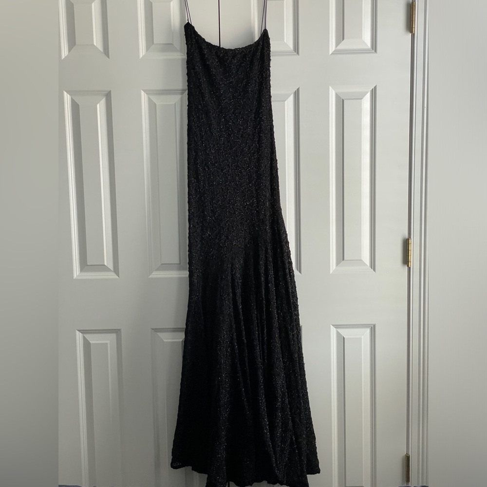 Spaghetti straps, fully lined sparkly dress